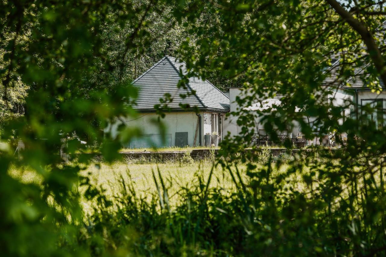 Nature House Пщина Экстерьер фото